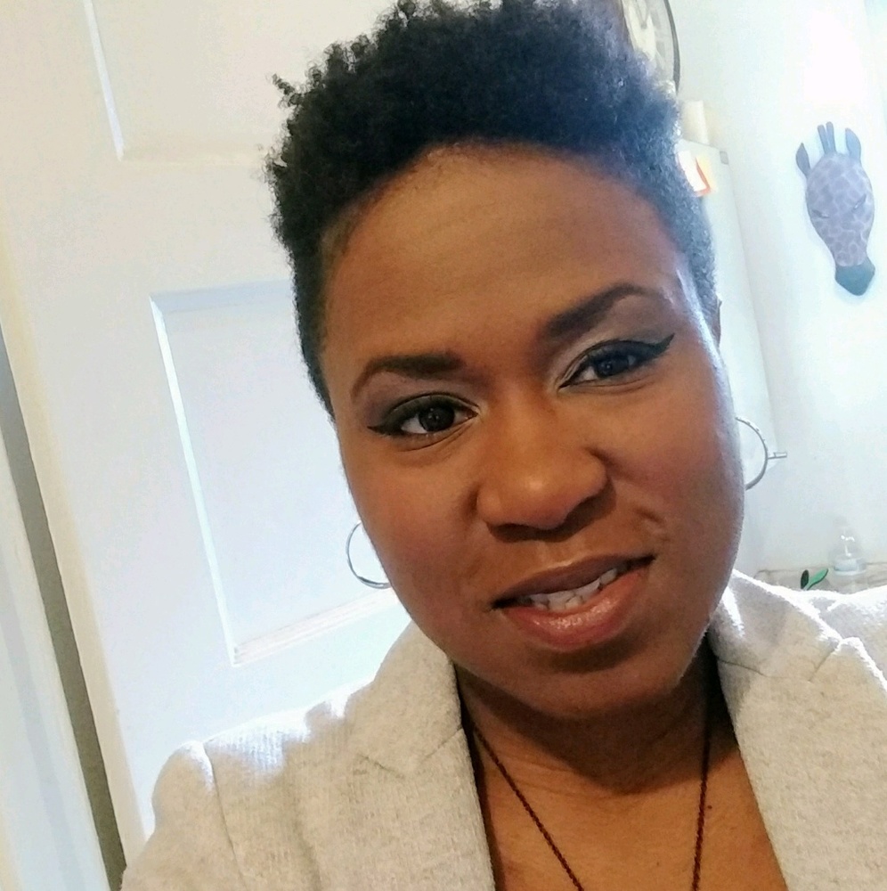 Meet your Posher, Cymone